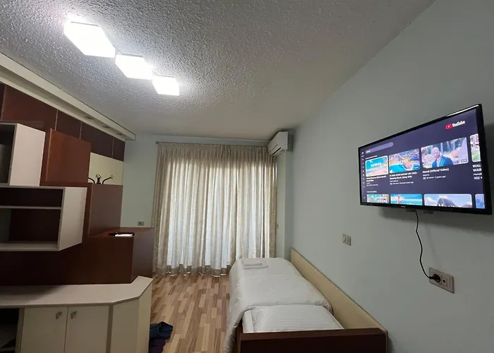 Rolling Apartment Tirana - Near Blloku
